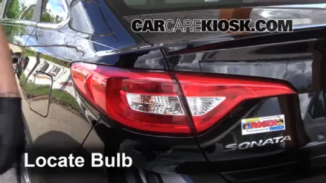 2016 Hyundai Sonata Eco 1.6L 4 Cyl. Turbo Luces Luz de giro trasera (reemplazar foco)